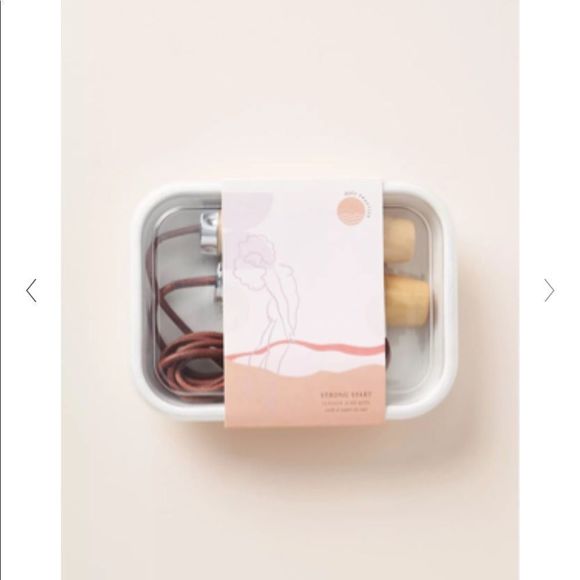 New with tag Anthropology jump rope - Picture 1 of 2